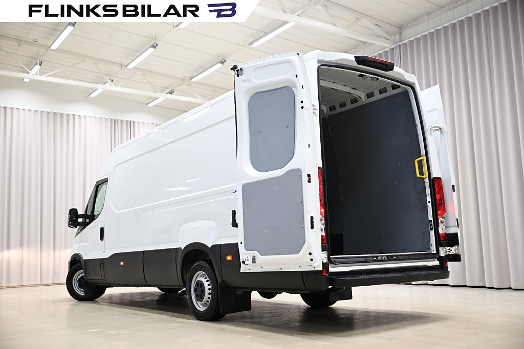 01e9ee17 c966 467c 9608 0000322e5d27.jpg