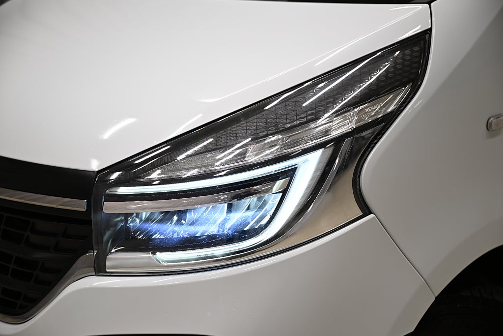 04bc8143 f30a c5d0 d93e 0000c25e2861.jpg