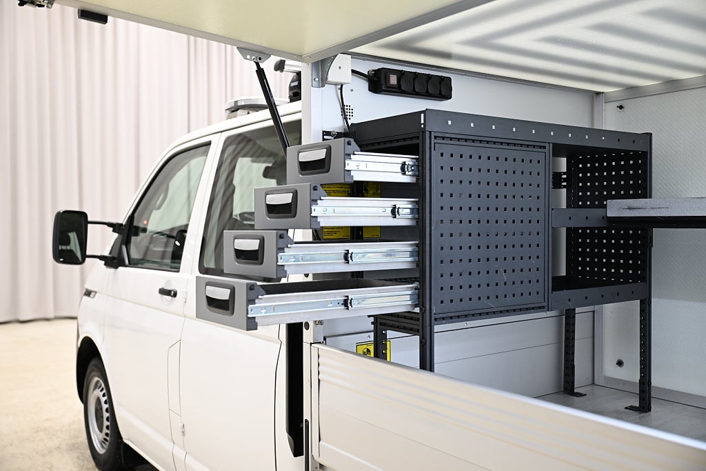 06686981 ba5e 8e8b ebf3 0000cc044969.jpg