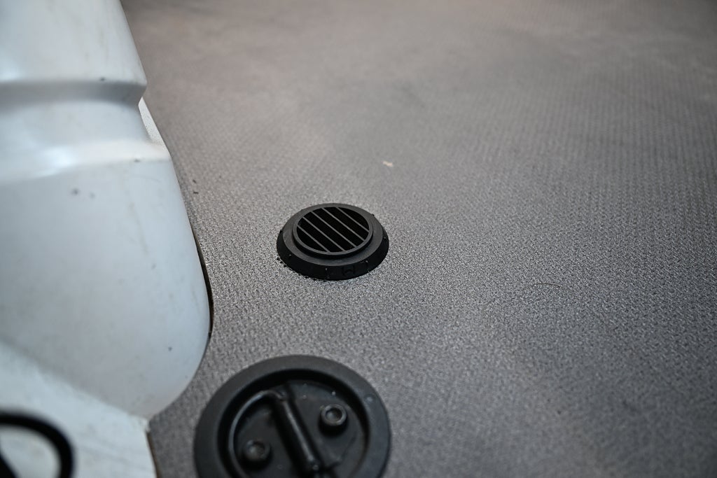 06d917ed eeff a4e6 eb17 000043a8cdd8.jpg