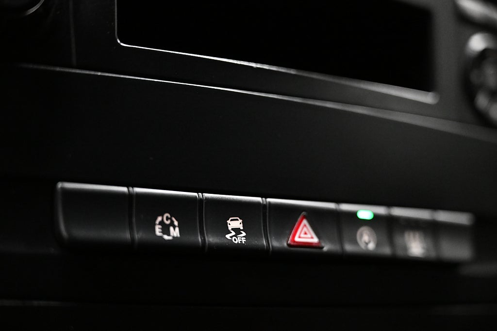 093767d7 9e0c 286b d860 0000409f6acf.jpg