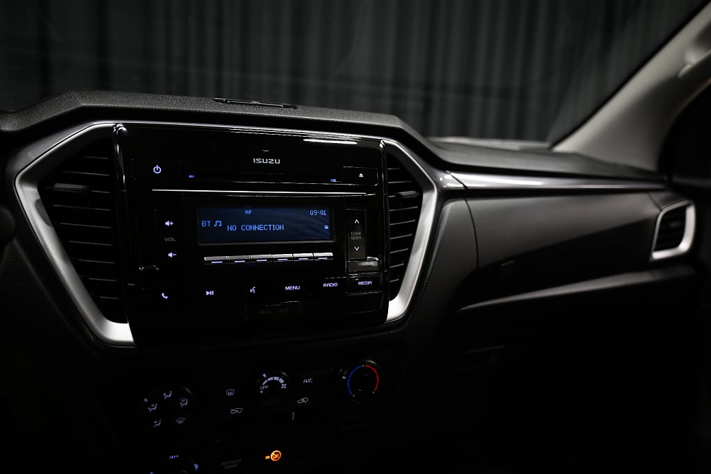 09832b57 67ba 0054 7e65 0000d6379e71.jpg