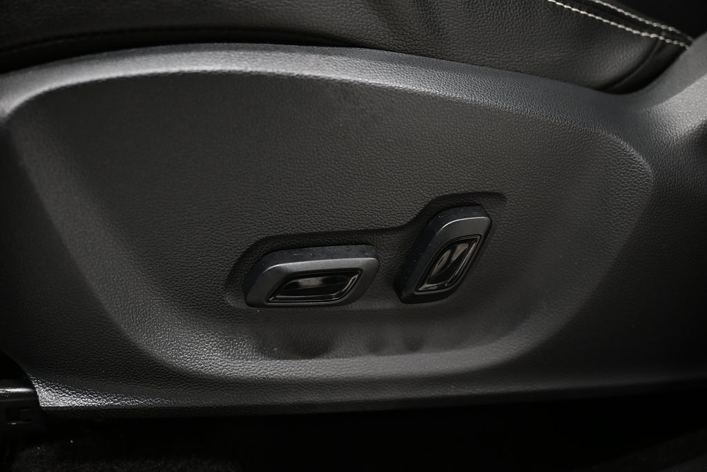 0af4af16 eea9 5e35 0385 0000cf816da9.jpg