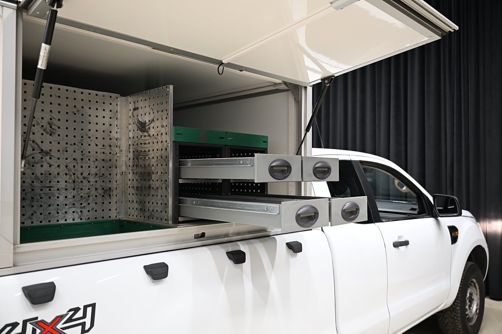 0d90afb8 654b 51d1 1464 000010a37542.jpg