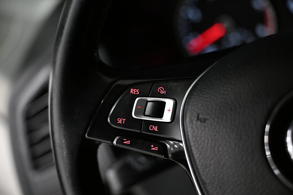 1118e4e7 84df f30e d7b0 0000b833831e.jpg