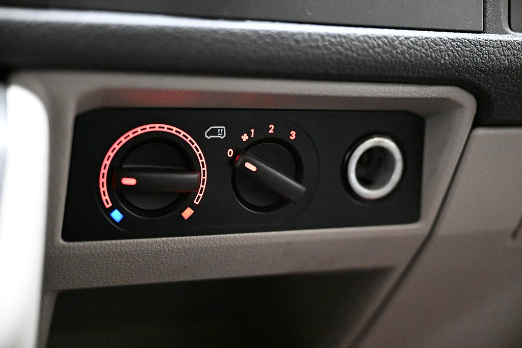 11b94717 29a3 bc6c ff32 00009368f473.jpg