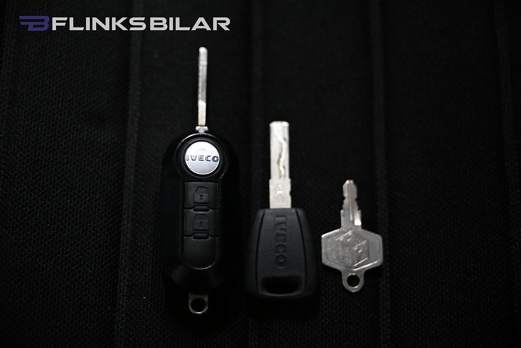 13418807 bb57 cbe6 9c3c 00000d440ab8.jpg