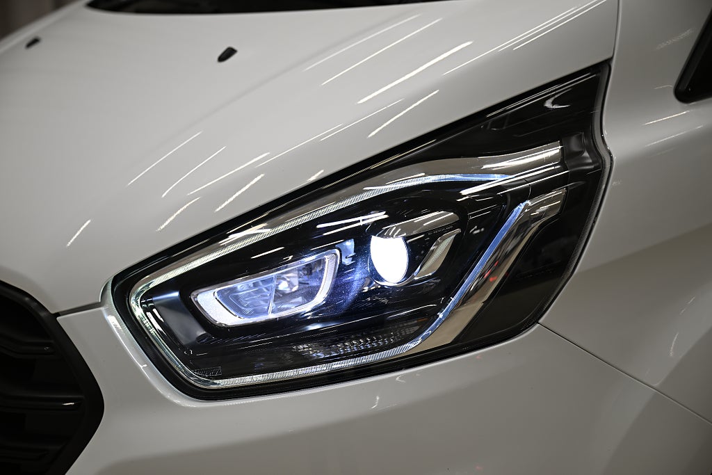 146d024c 6948 d819 2134 0000448c13b8.jpg