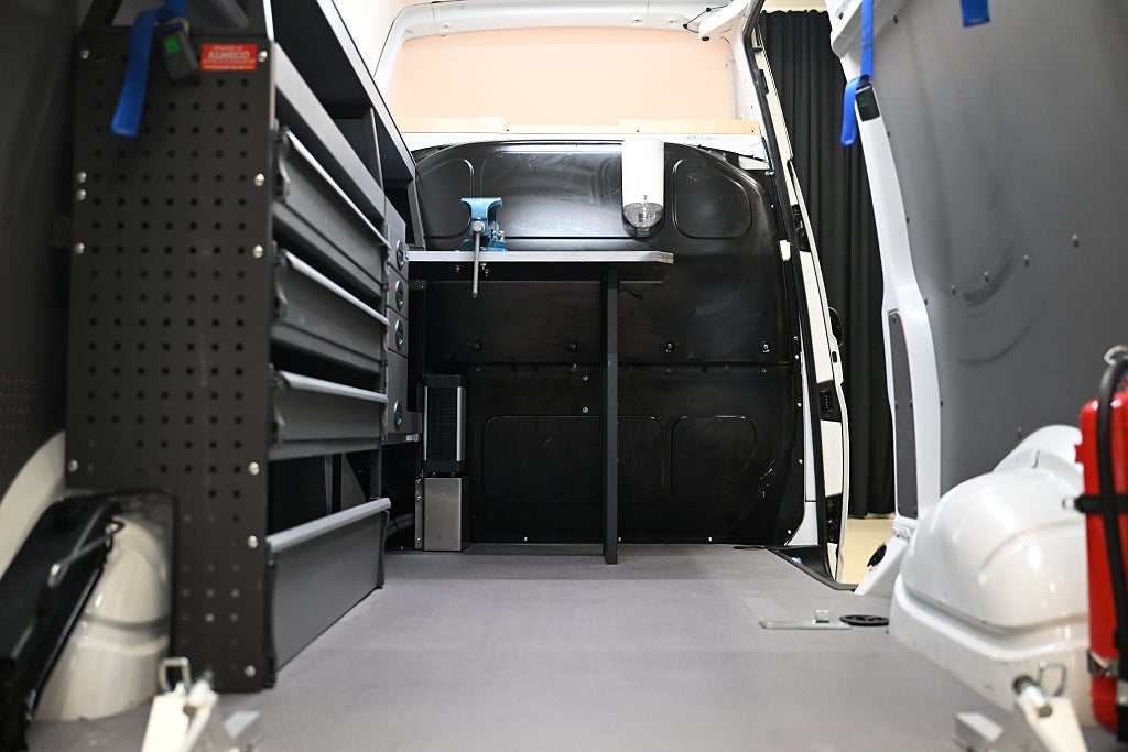 1687f98e 27f0 d35e 0b04 000082e94e1f.jpg