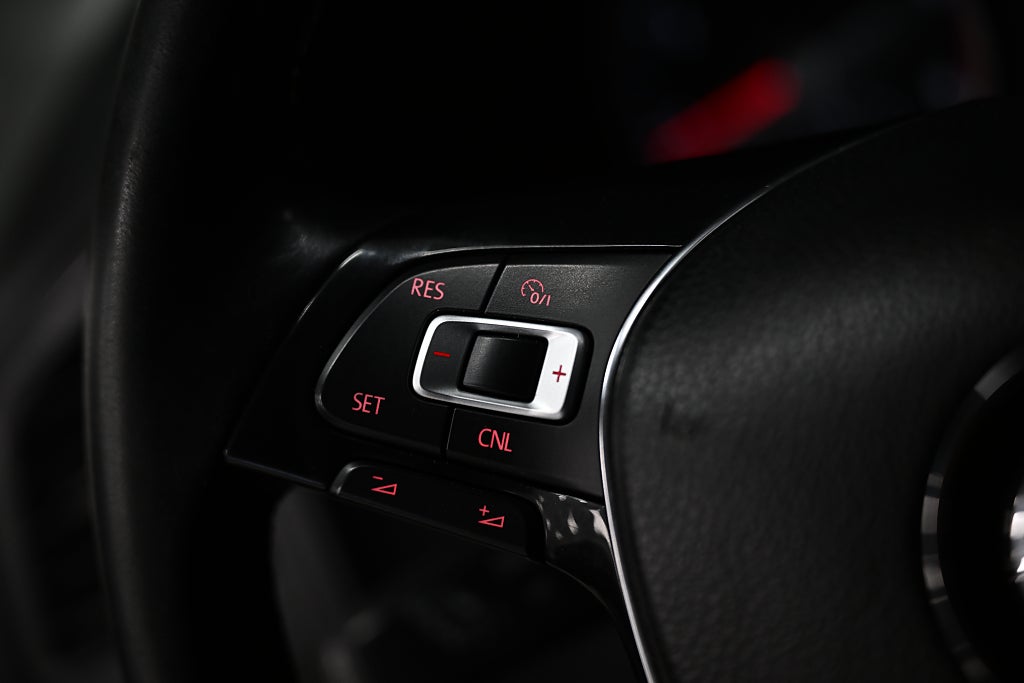 17193495 b0b9 7892 3afe 00002c993e8b.jpg