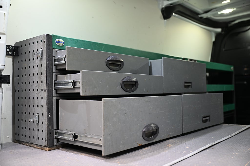 18d46f49 adcc 1c8c cd11 0000e1571148.jpg