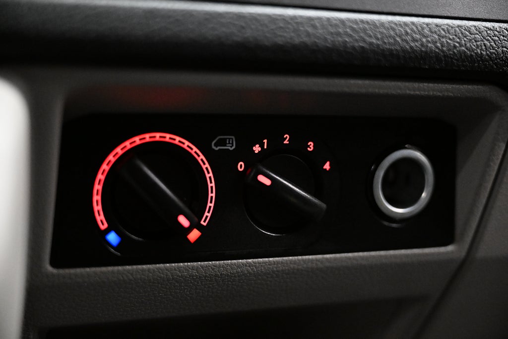 20f70cb4 e408 6430 b694 00006eb752fd.jpg