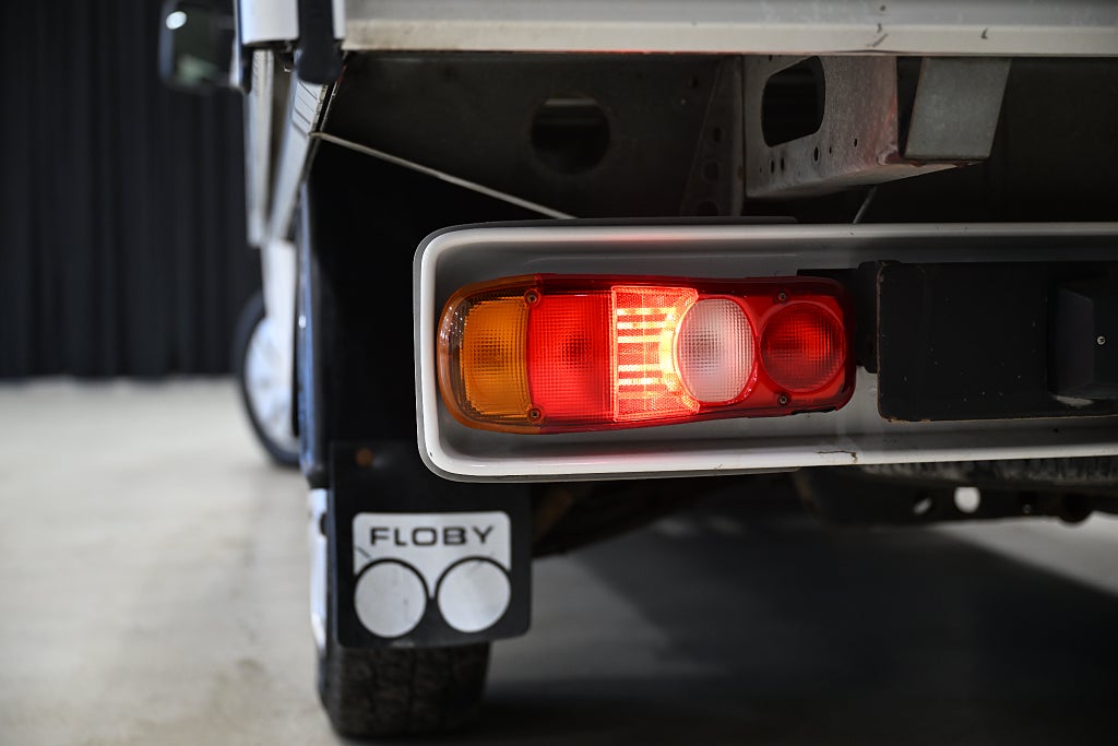 21c7e2f5 7d30 f76a 7475 000029ea501a.jpg