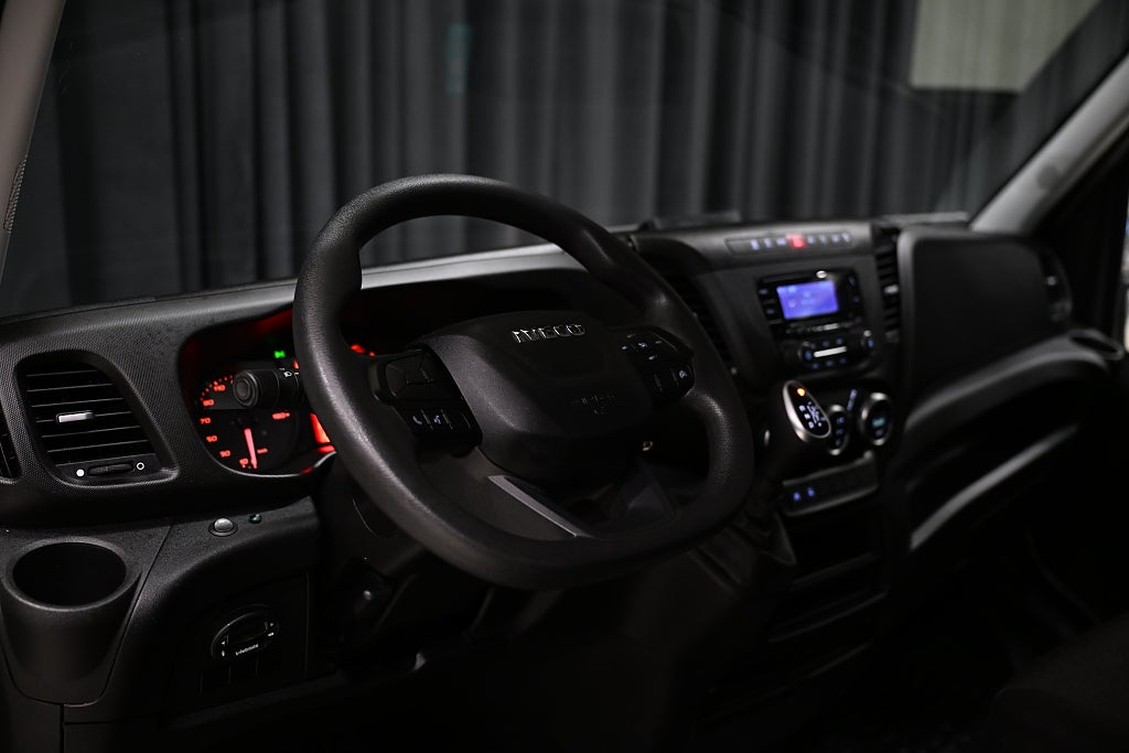 24227435 4d6e 8b41 1b0b 0000d1bc175d.jpg