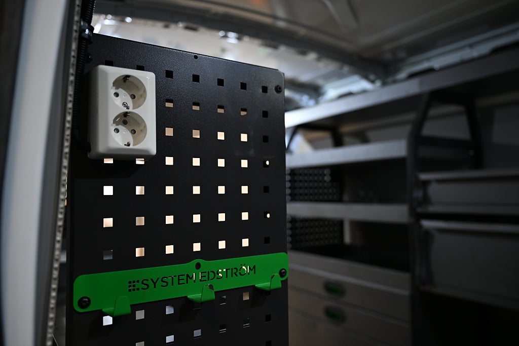 2452b595 8732 be66 4f2e 0000fa8fc476.jpg