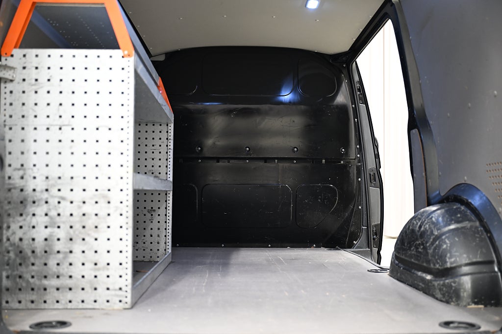 2533c9e5 502d 6714 ce8b 00002e34052e.jpg