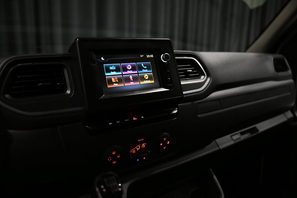 2581c1a4 24a8 83ad 2284 00009316104d.jpg