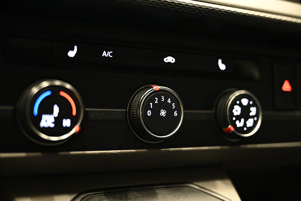 268c38ed 8d83 3e20 5261 000030d16e7f.jpg