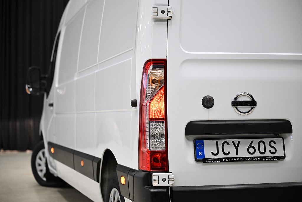 274227de 89e8 eabe 7617 0000b89ea014.jpg