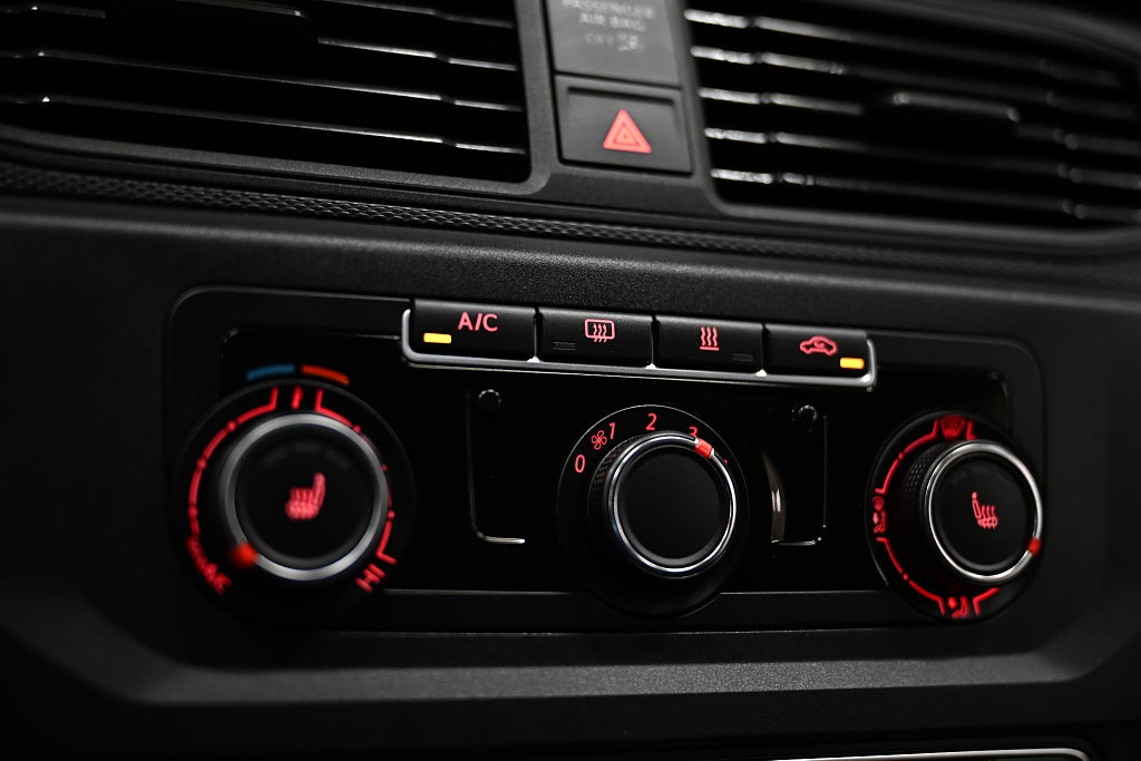 27fdefa2 cf30 7bc0 4409 000092f6bcbe.jpg