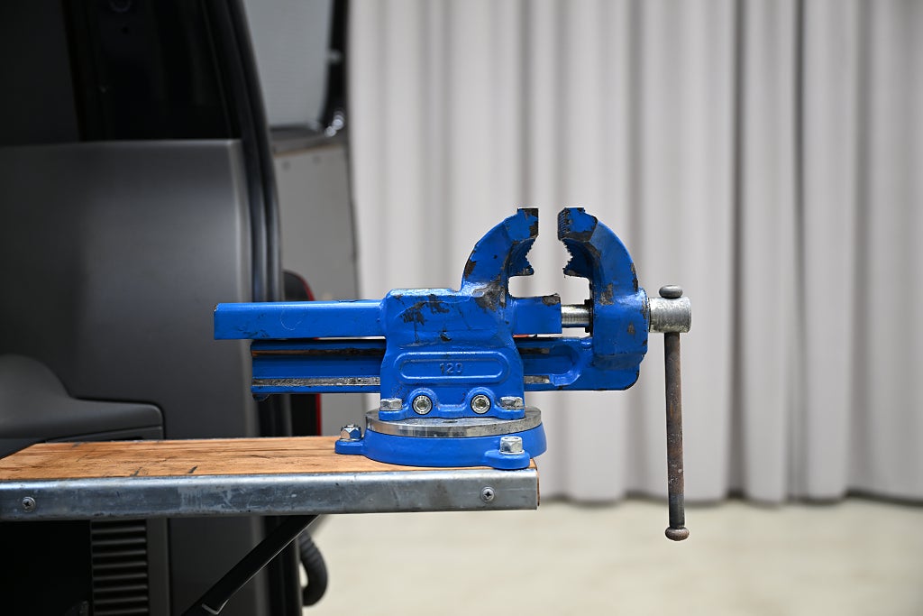 2bc713c1 8d9d b23a 7f3d 00007333ce9f.jpg