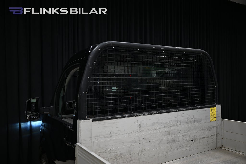 2da33661 cec2 87ba 9f67 0000c01f5651.jpg