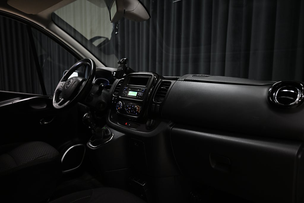 2e0399f2 2562 6e95 d9e6 00001eae20b3.jpg