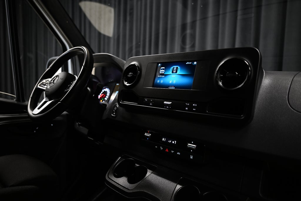 2e55c4ce fbd5 282c 9a14 000097523da3.jpg