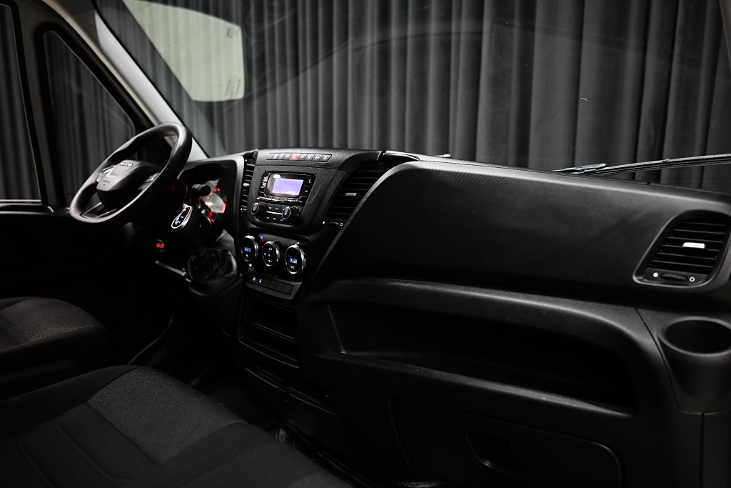 308c8998 5f2f ad42 8377 000020911b06.jpg