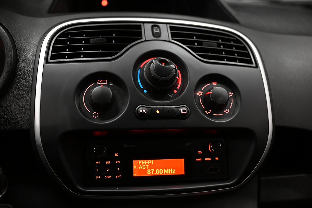 315e53e3 ecd3 33c1 183f 00009c0a400a.jpg