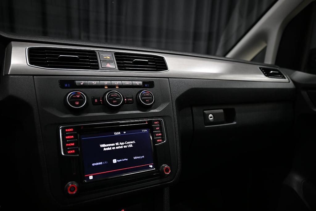 3264098c 5024 e41a 45ce 0000542138a0.jpg