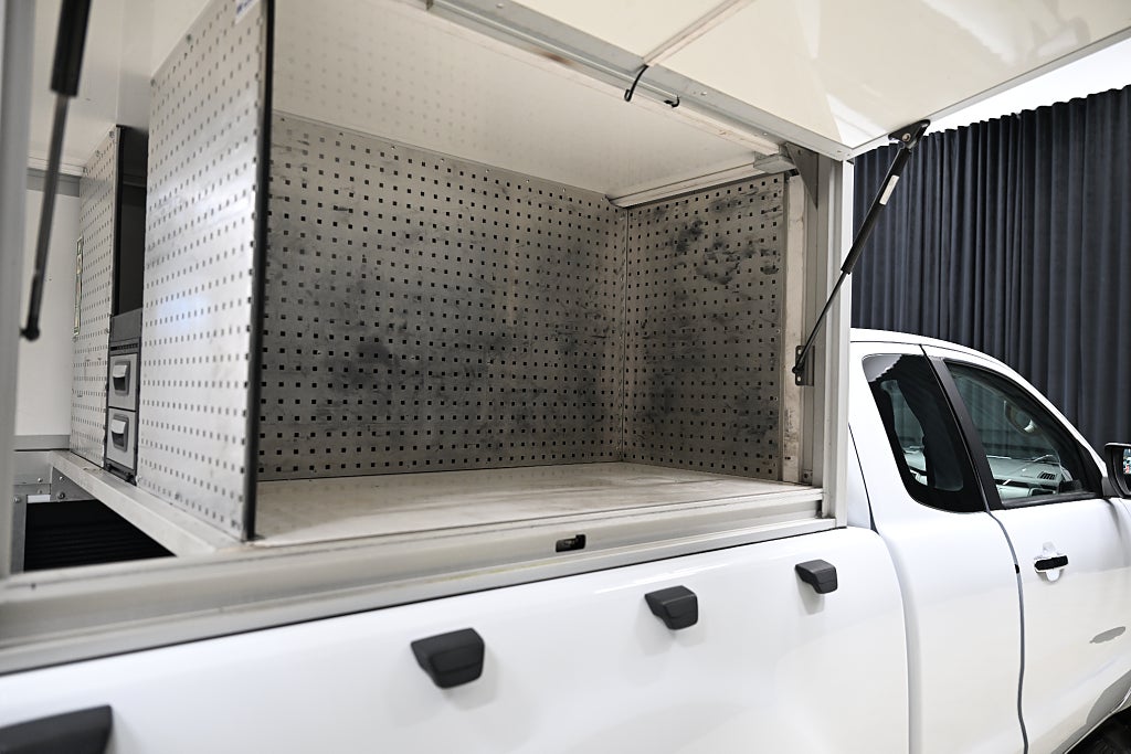 35793883 ce07 f5d6 bfc2 000068a4c80f.jpg