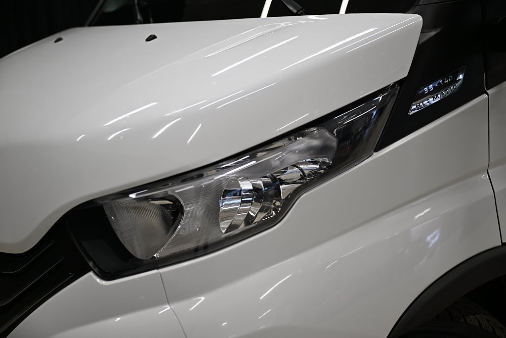 374ad502 f236 b627 d6b6 0000f19919c5.jpg