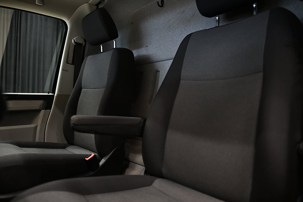 3c8200fe a345 2002 623d 000089f66212.jpg