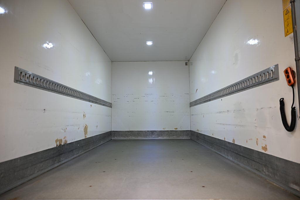 3ec409cb 2b87 2795 3dcb 00005a6e36cc.jpg