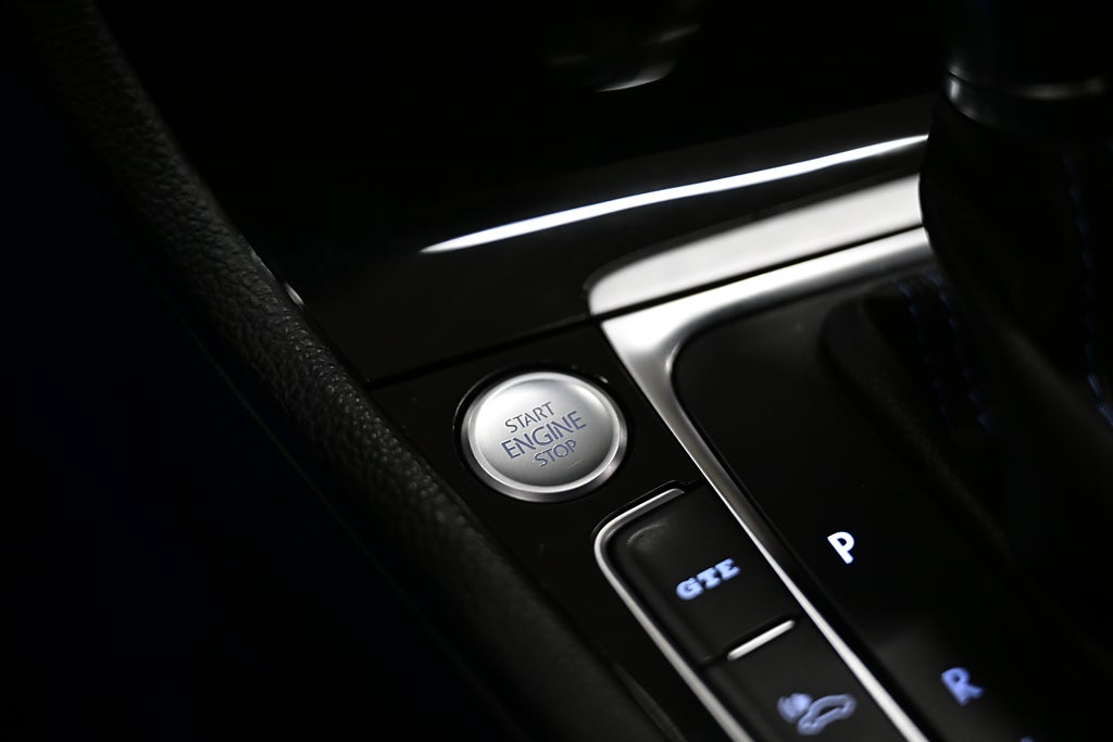 4094c219 00e8 932a 1c43 0000fa2a1f5f.jpg