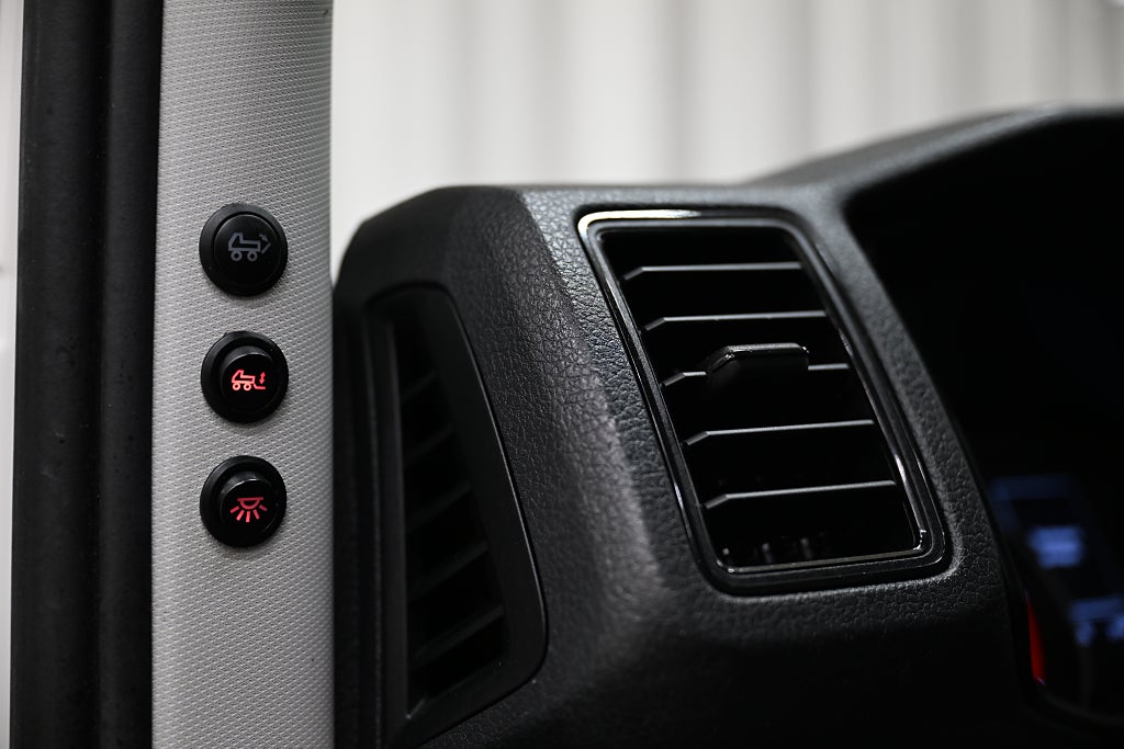 44dfa438 b9d8 935f ec20 0000bb6d5a6f.jpg