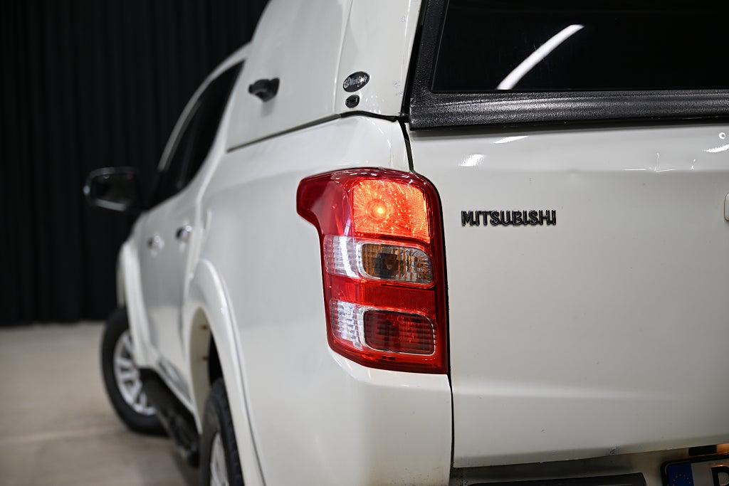 4605bef0 ae30 2703 38f7 00001a195a9a.jpg