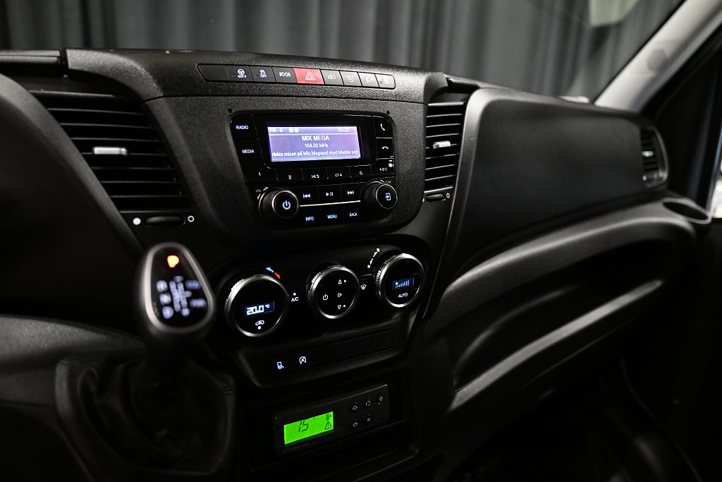 462cbf5f 90ce 245e 6451 0000f3670374.jpg