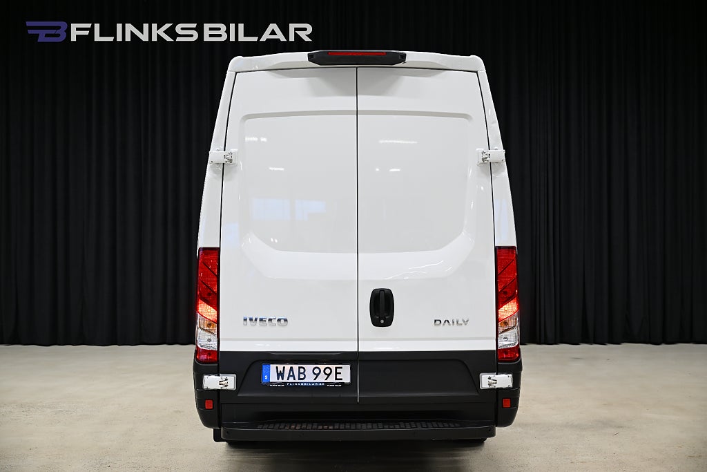 4828346f 64a3 2aa2 f913 00000eb3f76f.jpg