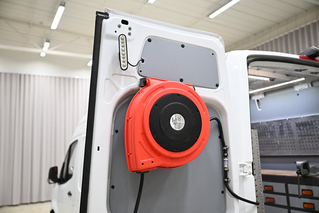 49545929 7799 a651 3aa9 00003722ea25.jpg