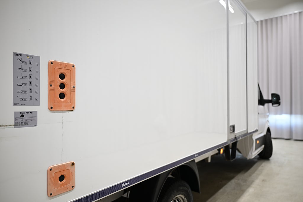 49792245 13e1 a264 3f90 0000d29da3a7.jpg