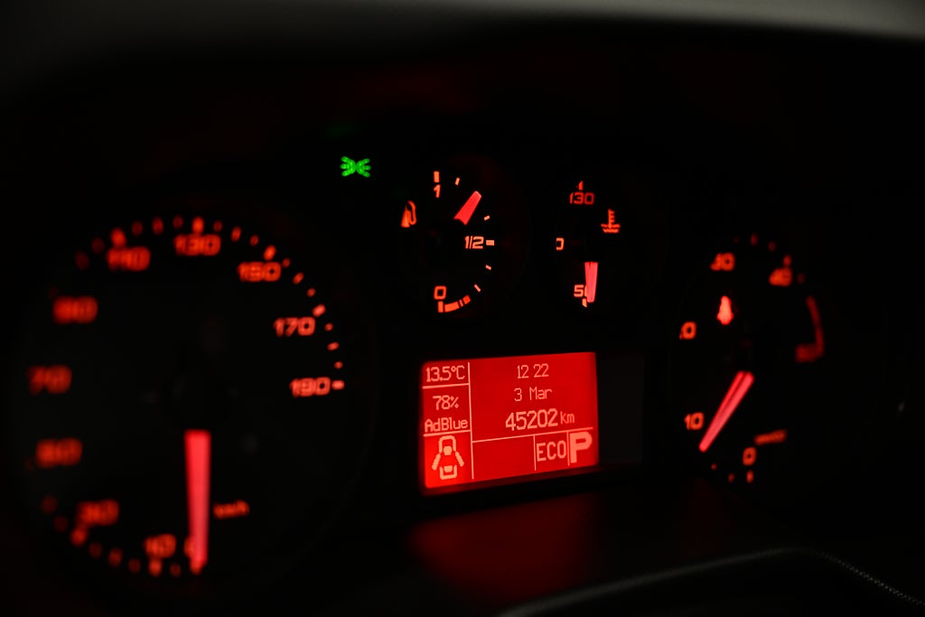 4e1698a2 e559 ac57 1a22 00003160cc82.jpg