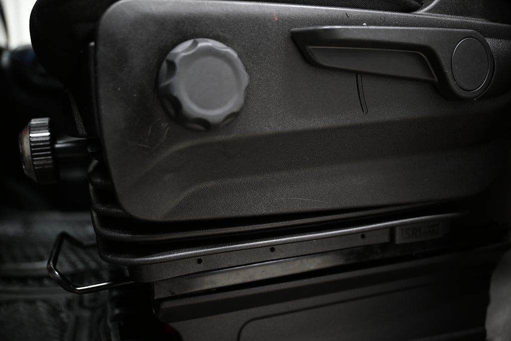 4e965fed 0121 c1b5 4ea5 0000f52c11b6.jpg