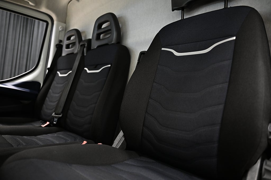 4fd681ae d96d 36ca 77d2 00008f2c32a1.jpg