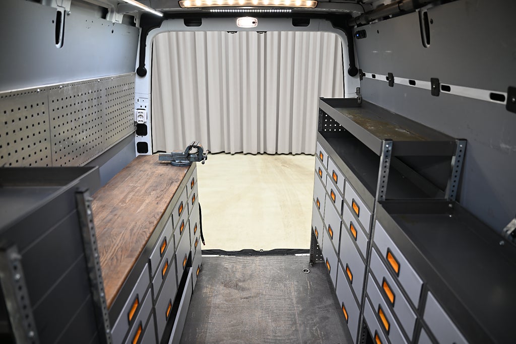 511b51a0 6553 b5f1 425e 000041ed45af.jpg