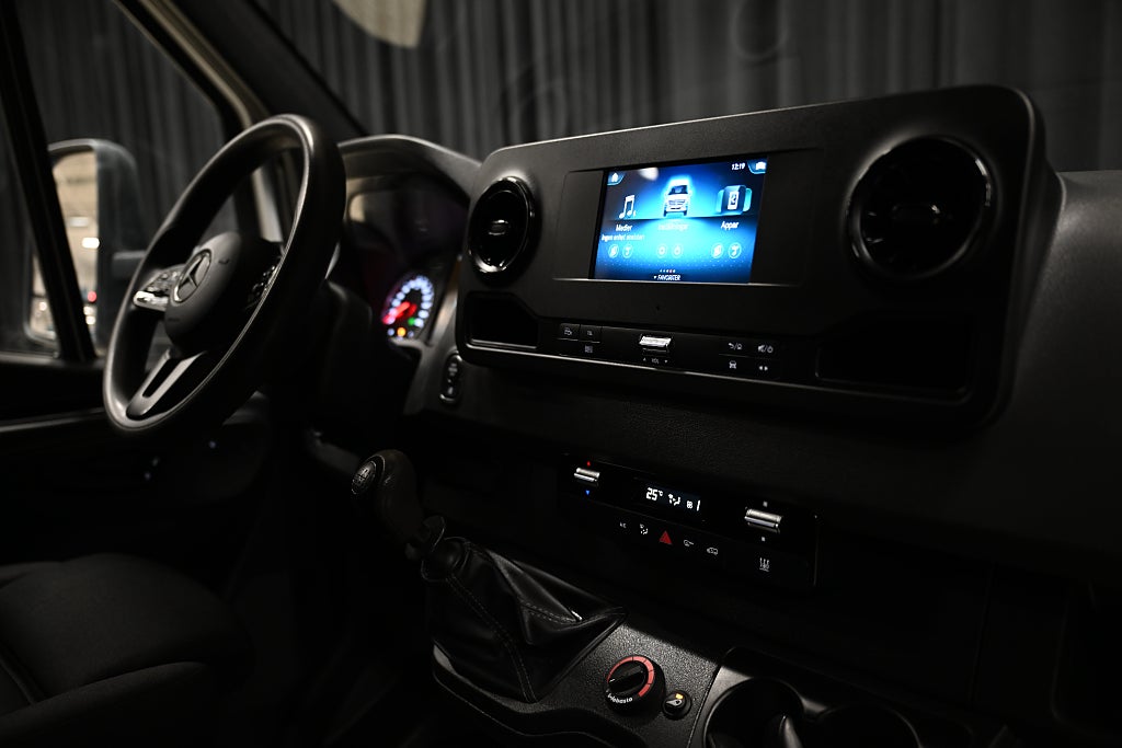 52d7bcfb e233 06ae 836b 0000c8724210.jpg