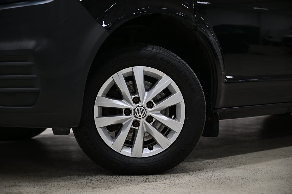 5302d29e b567 24b7 e163 0000d53002cf.jpg