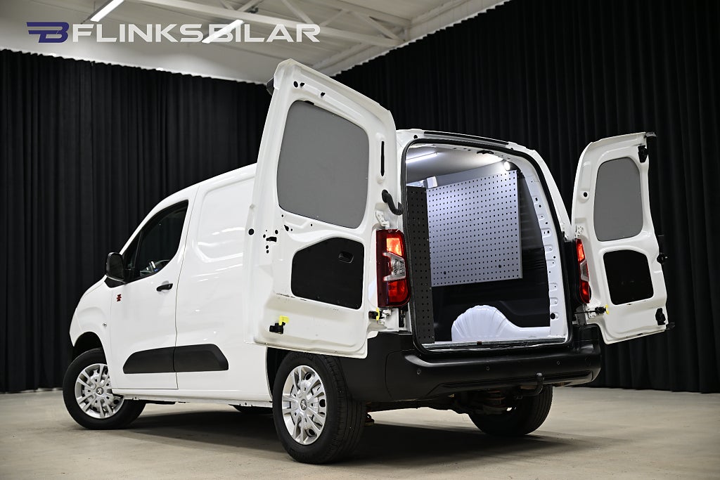 5686f9a5 869b 41f7 effc 0000175ef41d.jpg