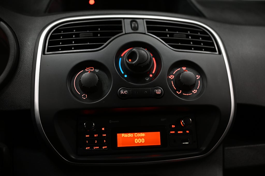 598dd41a 30b9 2486 a004 000050c44e36.jpg